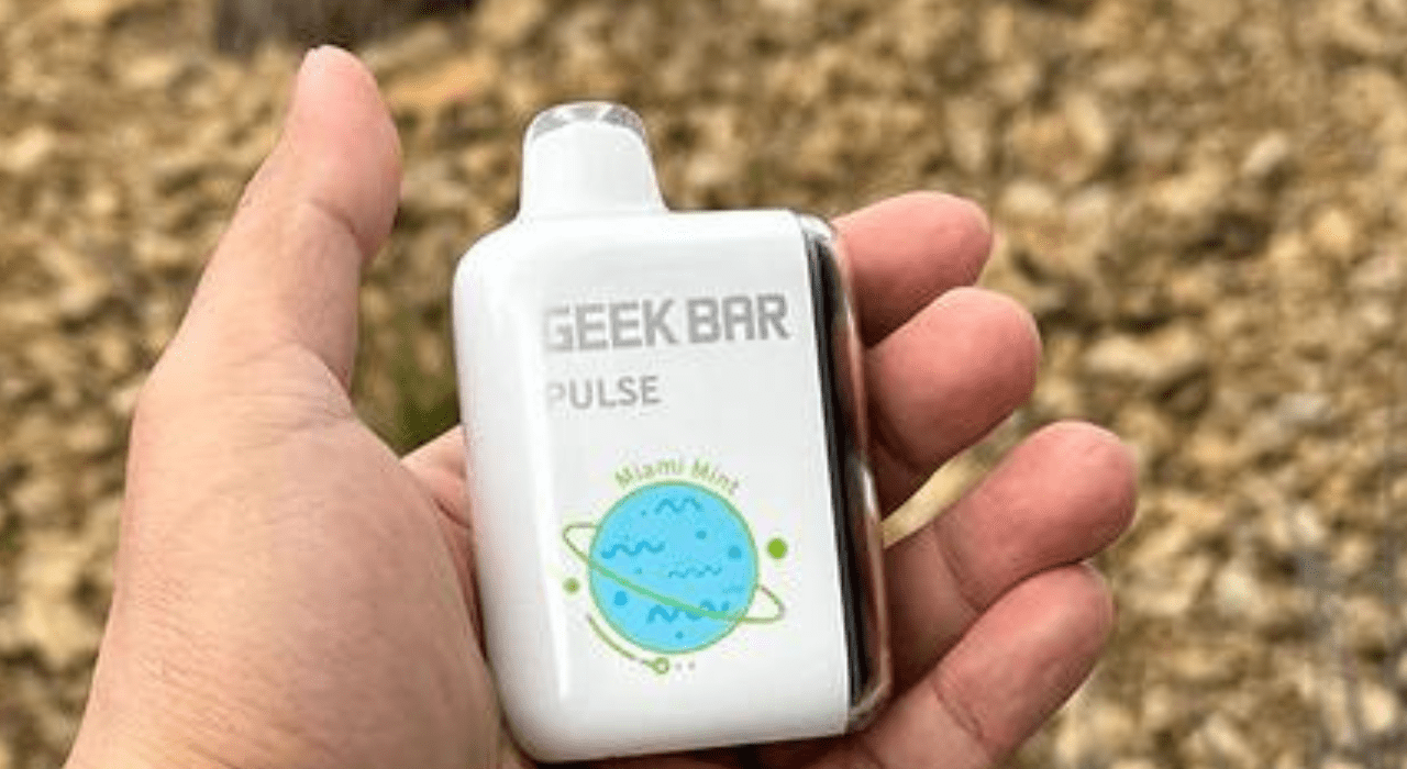 What Are Specific Maintenance Tips For Geek Bar Meloso Ultra?